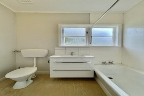 Photo of property in 18 Fraser Street, Wainuiomata, Lower Hutt, 5014