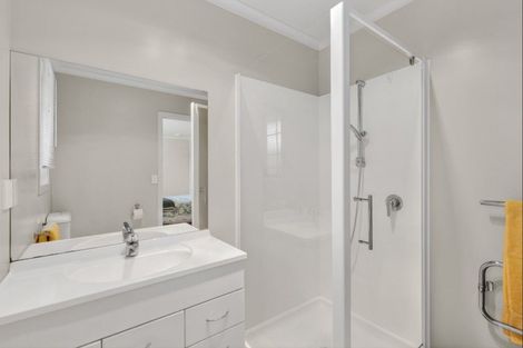 Photo of property in 2 Cooper Crescent, Cambridge, 3434