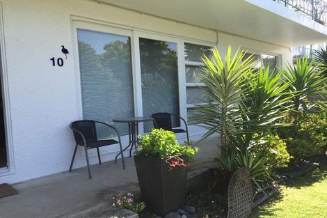 Photo of property in 10/10 Blomfield Spa, Takapuna, Auckland, 0622
