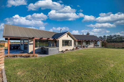 Photo of property in 235 Inglis Road, Okuku, Rangiora, 7473