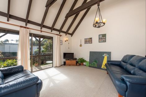 Photo of property in 35a Duthie Street, Karori, Wellington, 6012