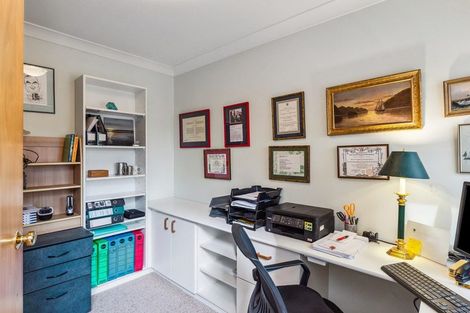 Photo of property in 11 Barrett Drive, Waikanae Beach, Waikanae, 5036