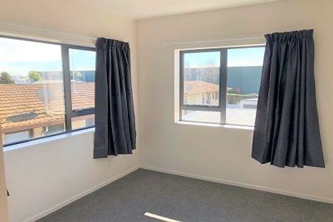 Photo of property in 80c Shakespeare Road, Waltham, Christchurch, 8023