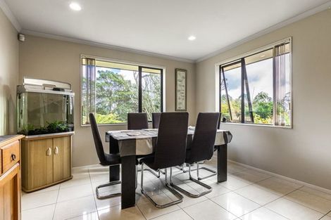 Photo of property in 31 Condor Place, Unsworth Heights, Auckland, 0632