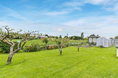 Photo of property in 107 Timaru Road, Waimate, 7980