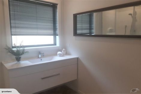 Photo of property in 39a Hetley Crescent, Taradale, Napier, 4112