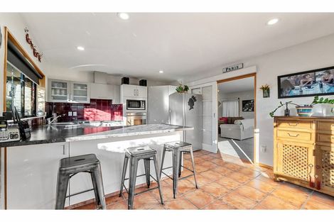 Photo of property in 2/2 Fountainhead Lane, Hillmorton, Christchurch, 8025