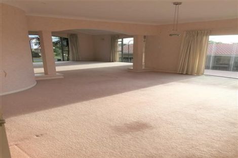 Photo of property in 18 Tornado Place, West Harbour, Auckland, 0618