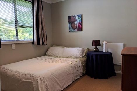 Photo of property in 1/6 Gemstone Drive, Birchville, Upper Hutt, 5018