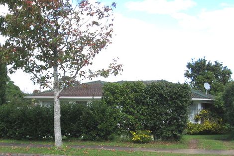 Photo of property in 4 Wells Road, Bucklands Beach, Auckland, 2012
