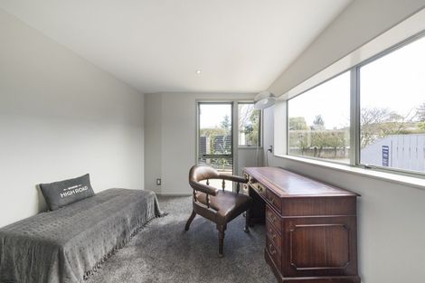 Photo of property in 72 Ihaka Street, Hokowhitu, Palmerston North, 4410