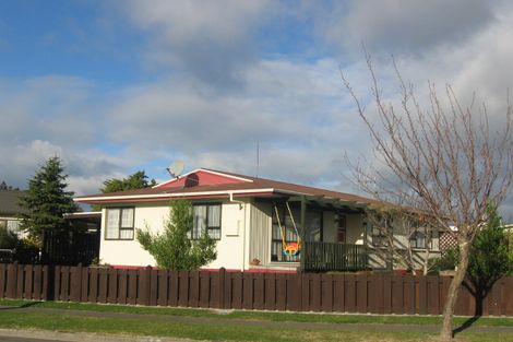 Photo of property in 8 Clement Place, Greenmeadows, Napier, 4112