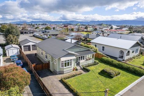 Photo of property in 46 Swinburn Street, Dannevirke, 4930