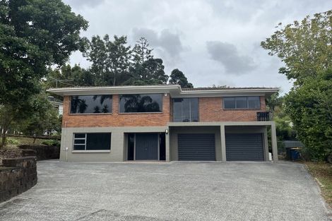 Photo of property in 5 Anchor Place, Beach Haven, Auckland, 0626