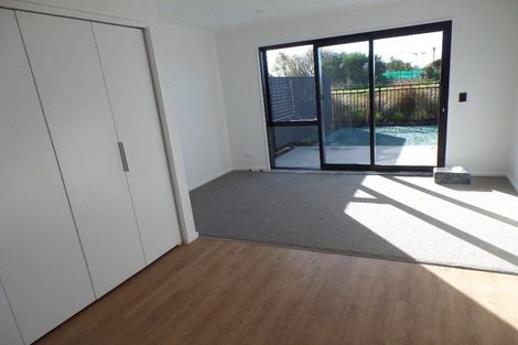 Photo of property in 12 Piripiri Place, Broomfield, Christchurch, 8042