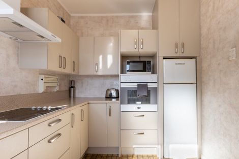 Photo of property in 43 Mcphee Street, Dannevirke, 4930