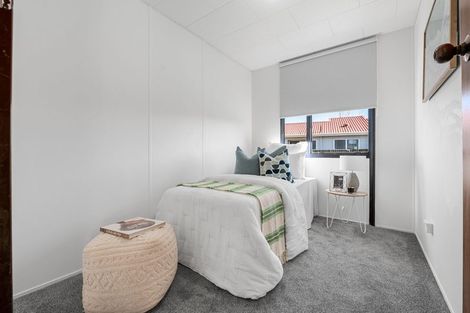 Photo of property in 18 Garland Drive, St Andrews, Hamilton, 3200