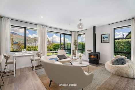 Photo of property in 19 Matipo Street, Wanaka, 9305
