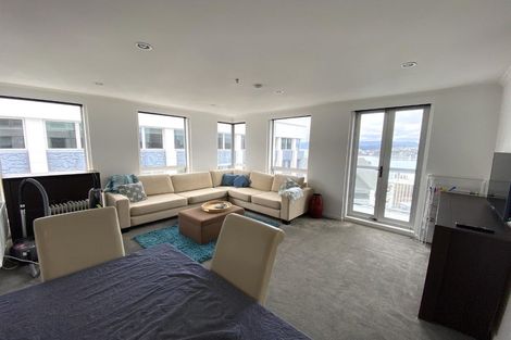 Photo of property in Terrace Heights Apartments, 14d/163 The Terrace, Wellington Central, Wellington, 6011