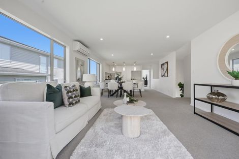 Photo of property in 39 Cilliers Drive, Silverdale, 0932