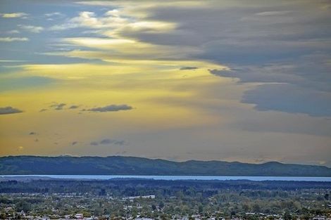 Photo of property in 85 Dyers Pass Road, Cashmere, Christchurch, 8022