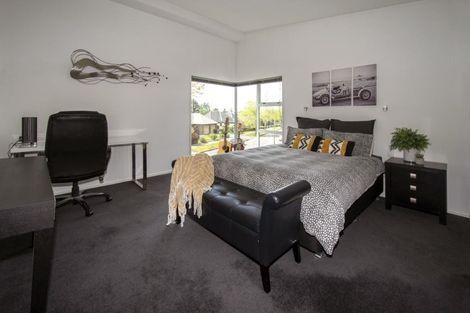 Photo of property in 7 O'connor Place, Burnside, Christchurch, 8053
