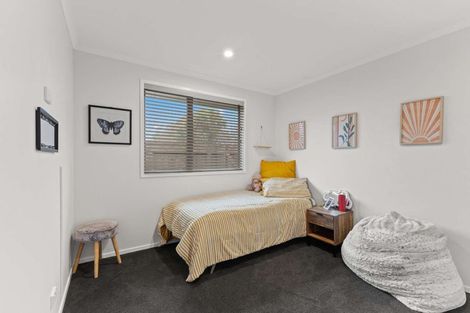 Photo of property in 35 Cumming Street, Okato, 4335