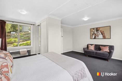 Photo of property in 32 Adderley Terrace, Ravensbourne, Dunedin, 9022