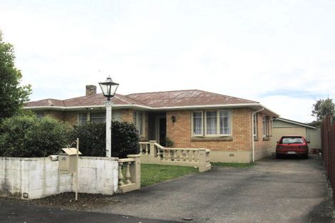 Photo of property in 20 Defoe Avenue, Hillcrest, Hamilton, 3216