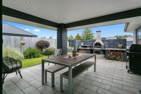 Photo of property in 33 Tulip Drive, Cambridge, 3434