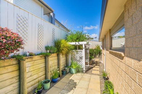 Photo of property in 4b Huia Road, Raumati Beach, Paraparaumu, 5032