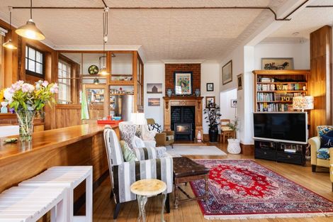 Photo of property in 247 Ravensbourne Road, Ravensbourne, Dunedin, 9022