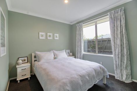 Photo of property in 11 Steane Place, Halswell, Christchurch, 8025