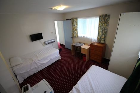 Photo of property in Carillion/the Knoll, 33 Thompson Street, Mount Cook, Wellington, 6011