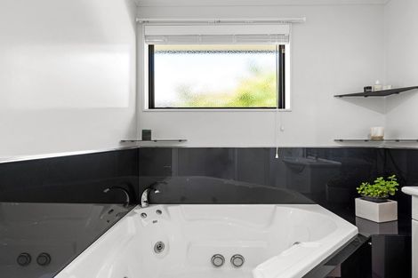 Photo of property in 15 Kingsford Drive, Stoke, Nelson, 7011