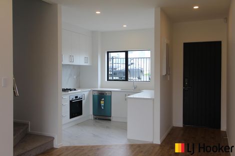 Photo of property in 9a Putiputi Way, Papakura, 2110