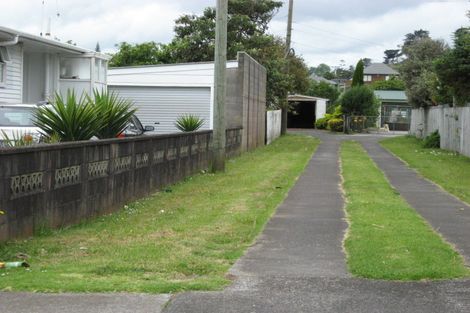 Photo of property in 20 House Avenue, Mangere Bridge, Auckland, 2022