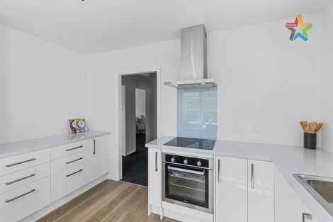 Photo of property in 15 Watkins Grove, Taita, Lower Hutt, 5011