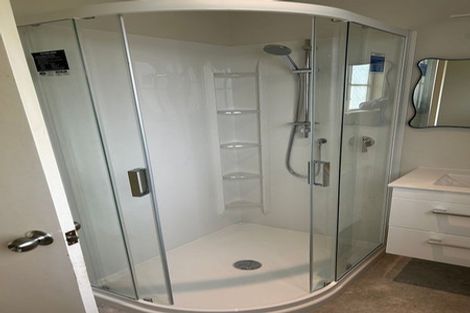 Photo of property in 16 Woodvale Grove, Fairfield, Lower Hutt, 5011