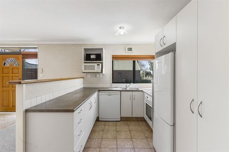 Photo of property in 10 Glenarden Way, Ranui, Auckland, 0612