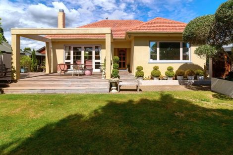Photo of property in 12a Robertson Street, Glenholme, Rotorua, 3010