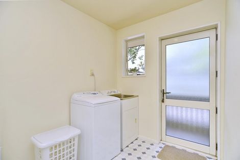 Photo of property in 1/6 Kohuhu Lane, Burwood, Christchurch, 8083