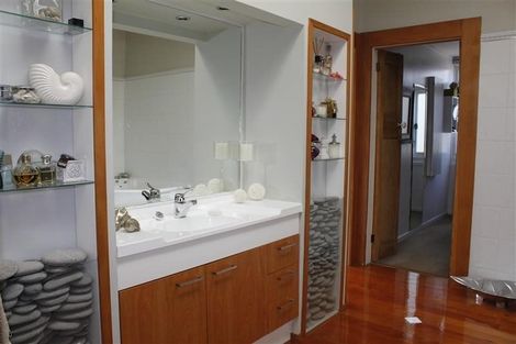 Photo of property in 8 Baldwin Avenue, Mount Albert, Auckland, 1025