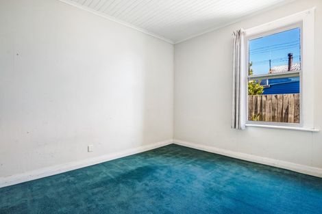 Photo of property in 16 Argyle Street, Balclutha, 9230