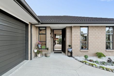 Photo of property in 31 Bateleur Close, Welcome Bay, Tauranga, 3112