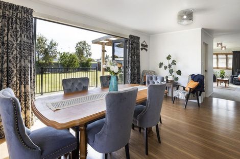 Photo of property in 77 Muller Road, Blenheim, 7201