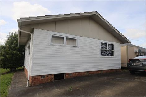 Photo of property in 2 Halswell Street, Mangere East, Auckland, 2024