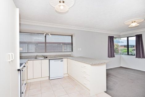 Photo of property in 696 Queens Drive, Waikiwi, Invercargill, 9810