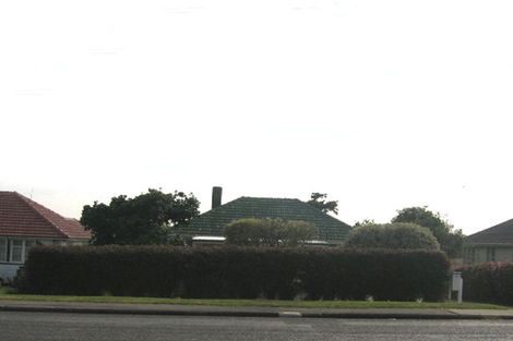 Photo of property in 2/552 Richardson Road, Mount Roskill, Auckland, 1041