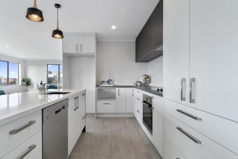 Photo of property in 10 Te Ranga Memorial Drive, Pyes Pa, Tauranga, 3112